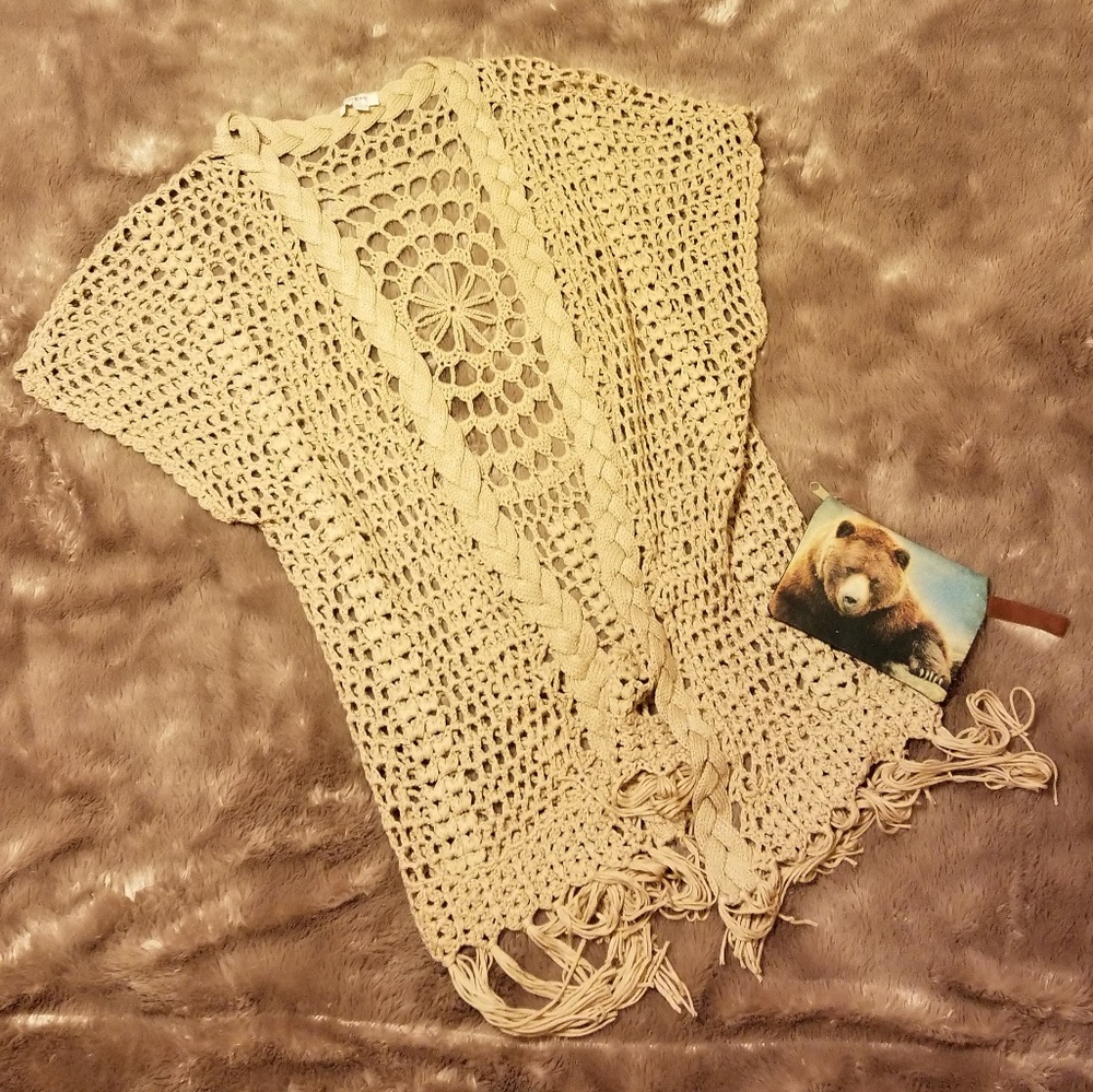 Umgee boho crochet cover